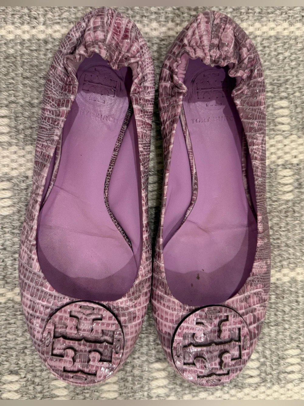 Tory Burch Size 6 Lilac Leather Logo Ballet Flats
